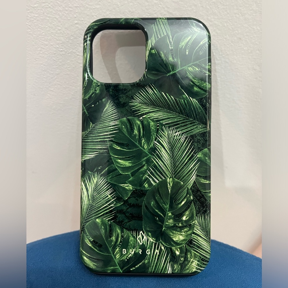 Burga iPhone 12 case